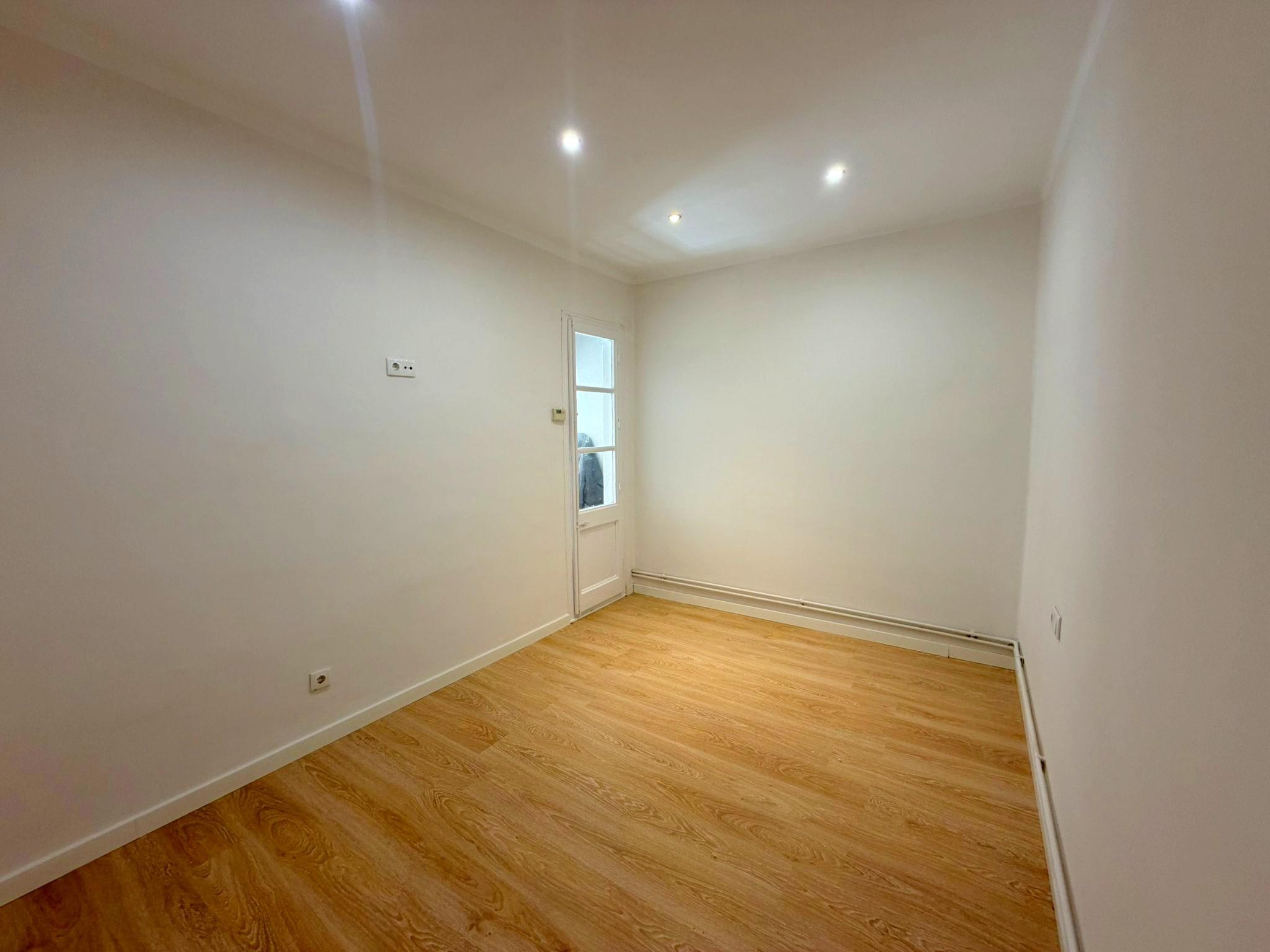 Imagen 20 Piso en venta en Hospitalet De Llobregat L´ / Junto Mercado Santa Eulalia