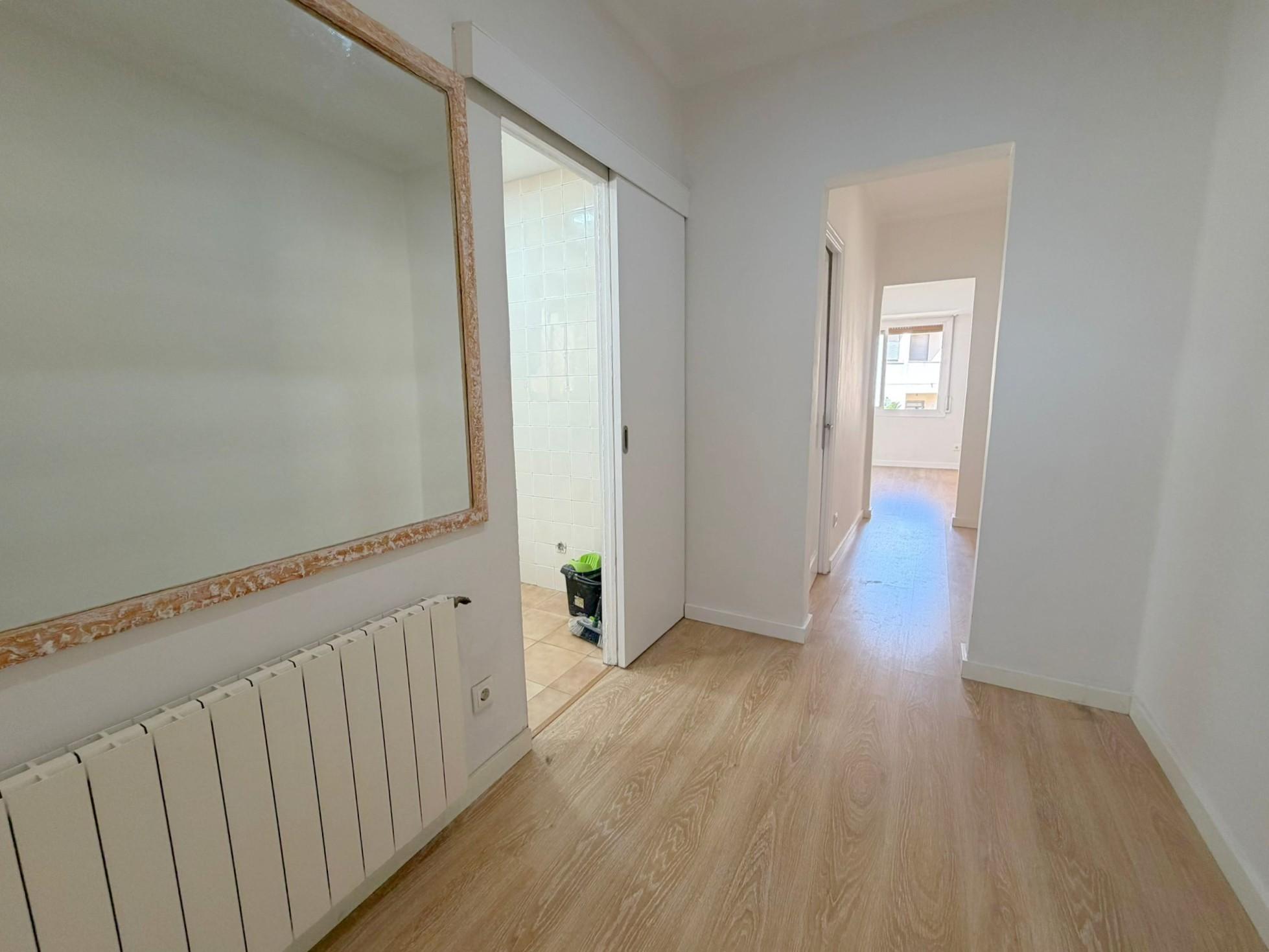 Imagen 16 Piso en venta en Hospitalet De Llobregat L´ / Junto Mercado Santa Eulalia
