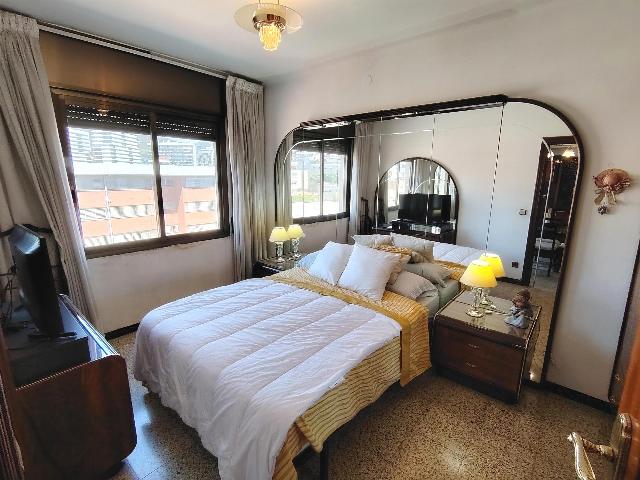 Imagen 5 Inmueble 303215 - Piso en venta en Hospitalet De Llobregat (L´) / Junto Avda. Torrente Gornal