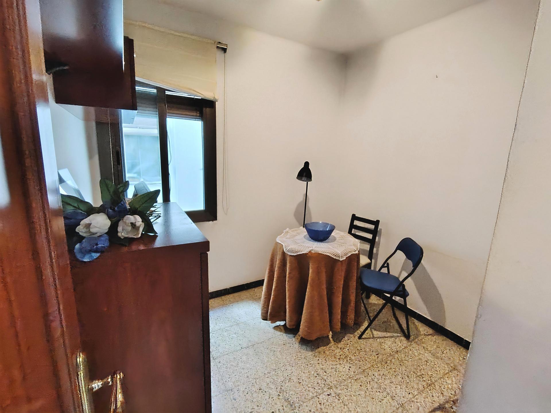 Imagen 16 Piso en venta en Hospitalet De Llobregat L´ / Junto Avda. Torrente Gornal