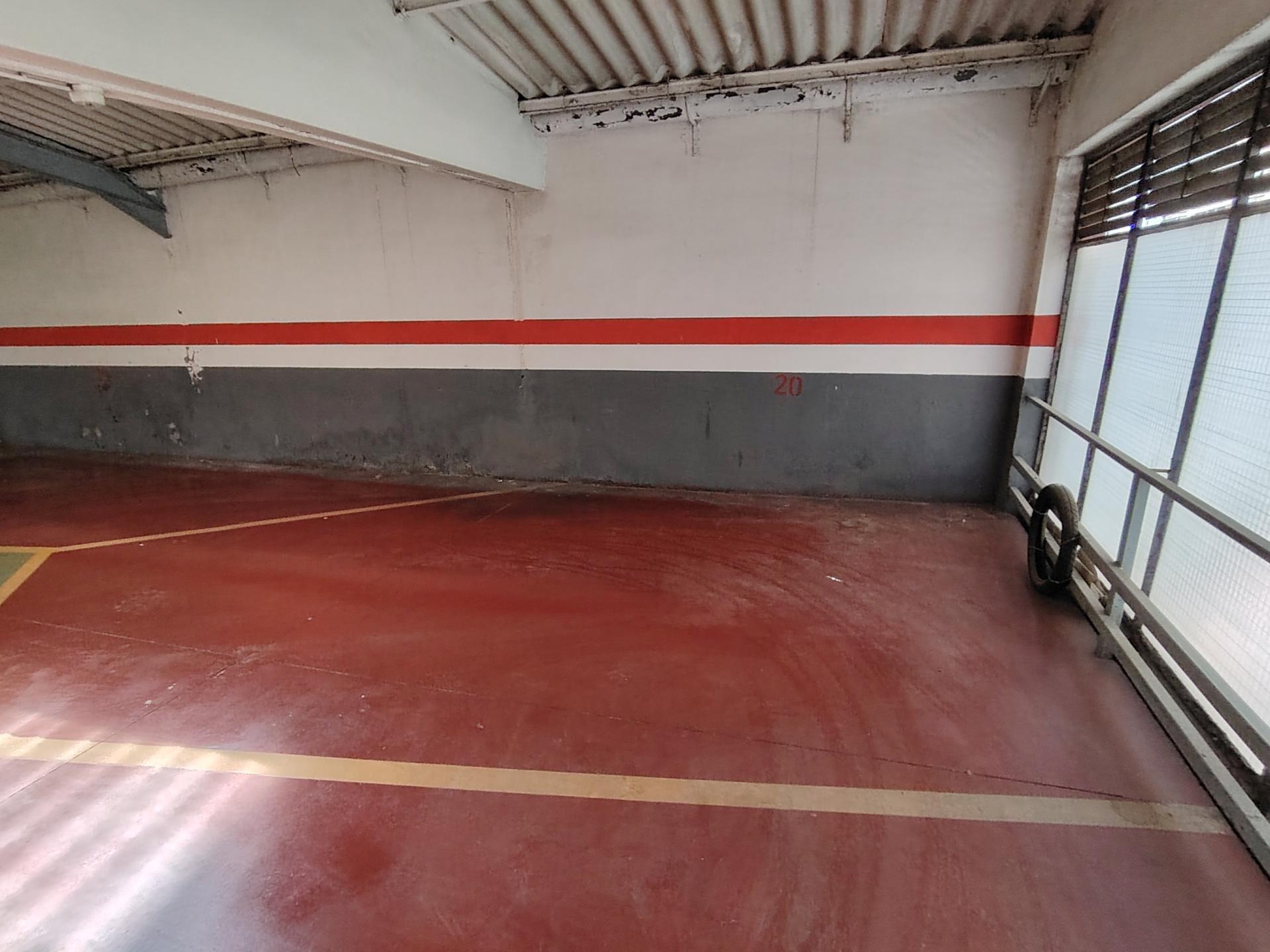Imagen 22 Piso en venta en Hospitalet De Llobregat L´ / Junto Avda. Torrente Gornal