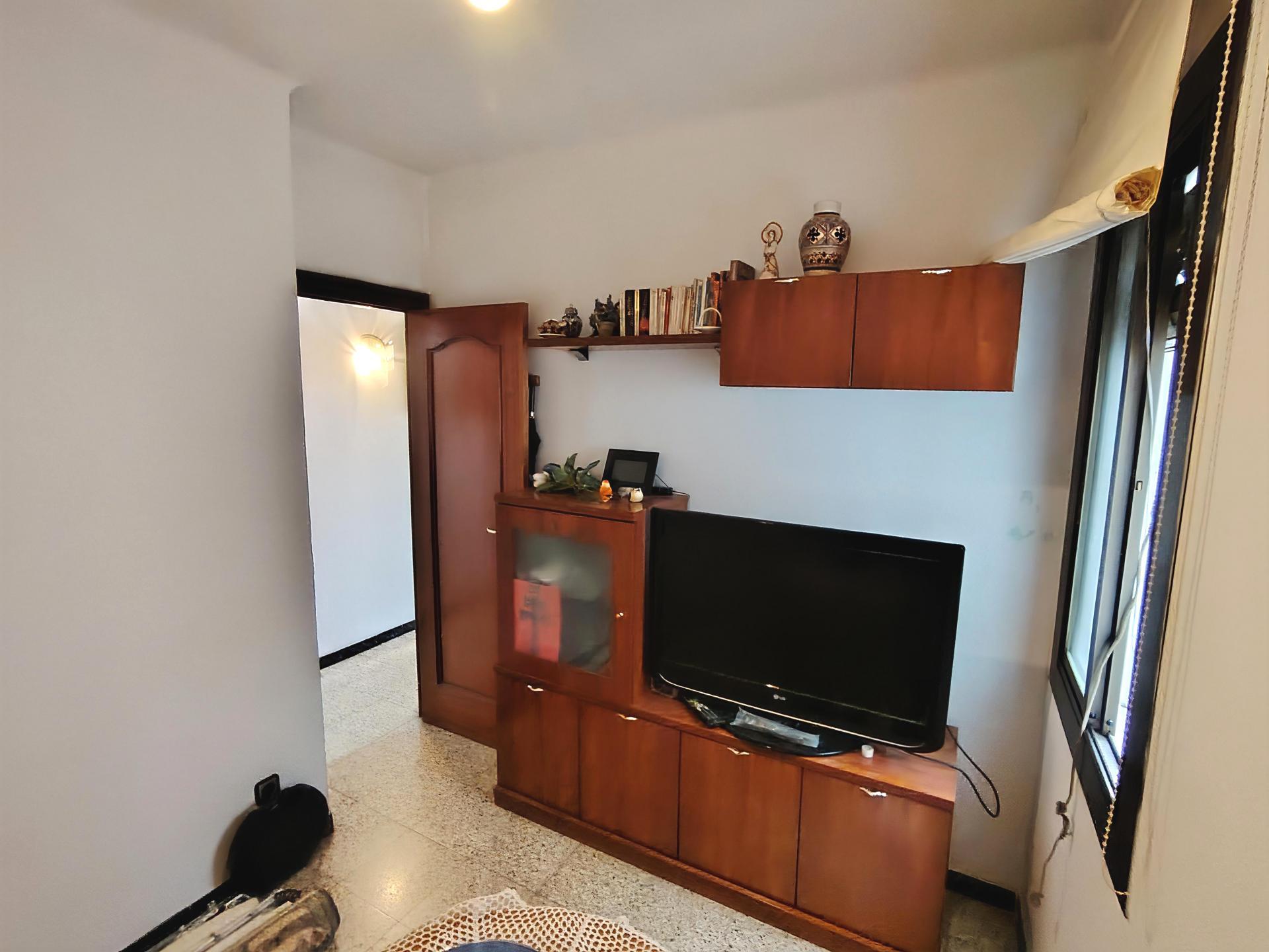 Imagen 24 Piso en venta en Hospitalet De Llobregat L´ / Junto Avda. Torrente Gornal