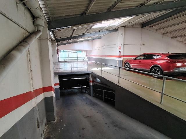 Imagen 35 Inmueble 303215 - Piso en venta en Hospitalet De Llobregat (L´) / Junto Avda. Torrente Gornal