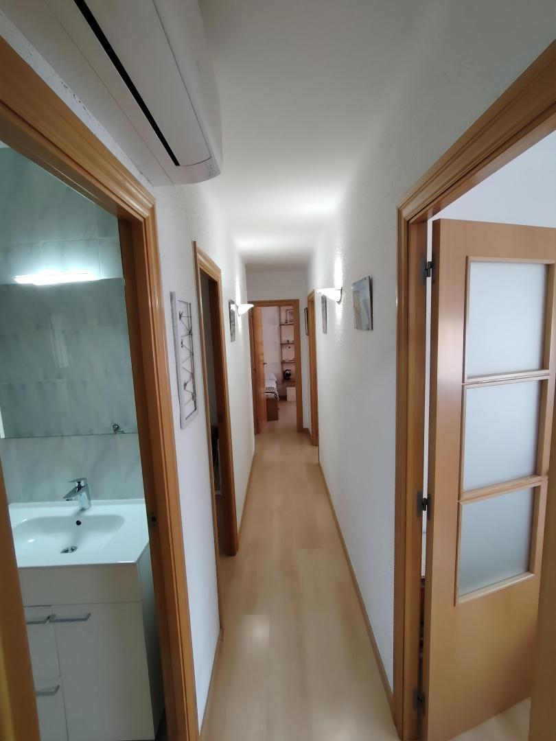 Imagen 21 Piso en venta en Hospitalet De Llobregat L´ / Junto metro  L5 Can Vidalet