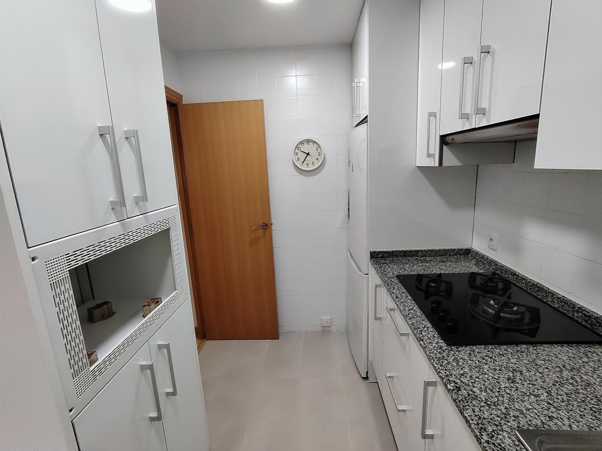 Imagen 11 Piso en venta en Hospitalet De Llobregat L´ / Junto metro  L5 Can Vidalet