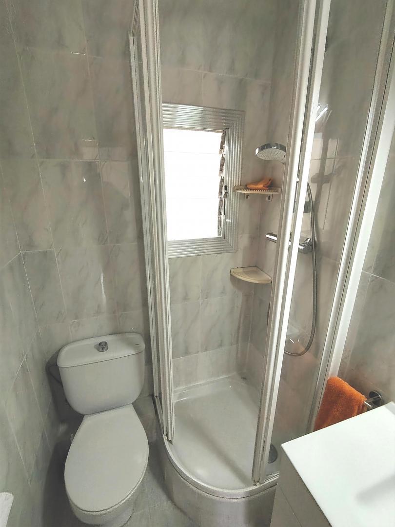Imagen 12 Piso en venta en Hospitalet De Llobregat L´ / Junto metro  L5 Can Vidalet