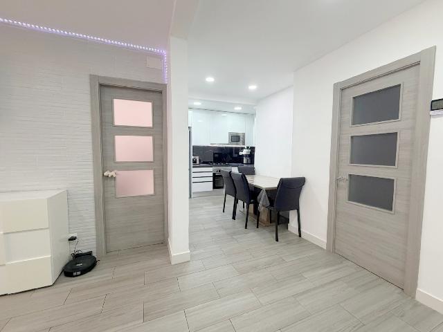 Imagen 11 Inmueble 303313 - Piso en venta en Hospitalet De Llobregat (L´) / Junto Metro L1 Santa Eulalia