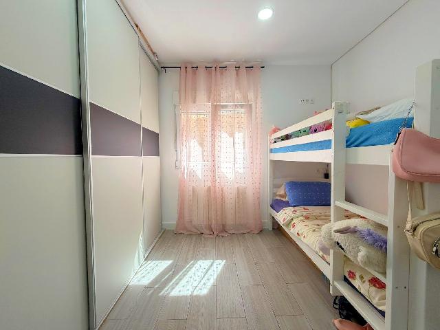 Imagen 20 Inmueble 303313 - Piso en venta en Hospitalet De Llobregat (L´) / Junto Metro L1 Santa Eulalia