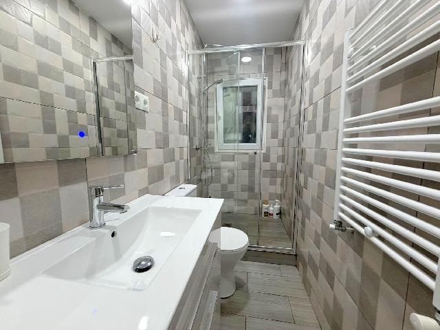 Imagen 15 Inmueble 303313 - Piso en venta en Hospitalet De Llobregat (L´) / Junto Metro L1 Santa Eulalia