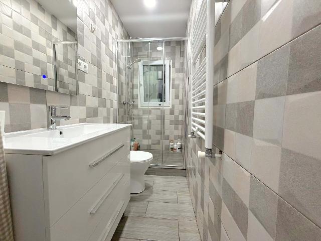 Imagen 4 Inmueble 303313 - Piso en venta en Hospitalet De Llobregat (L´) / Junto Metro L1 Santa Eulalia