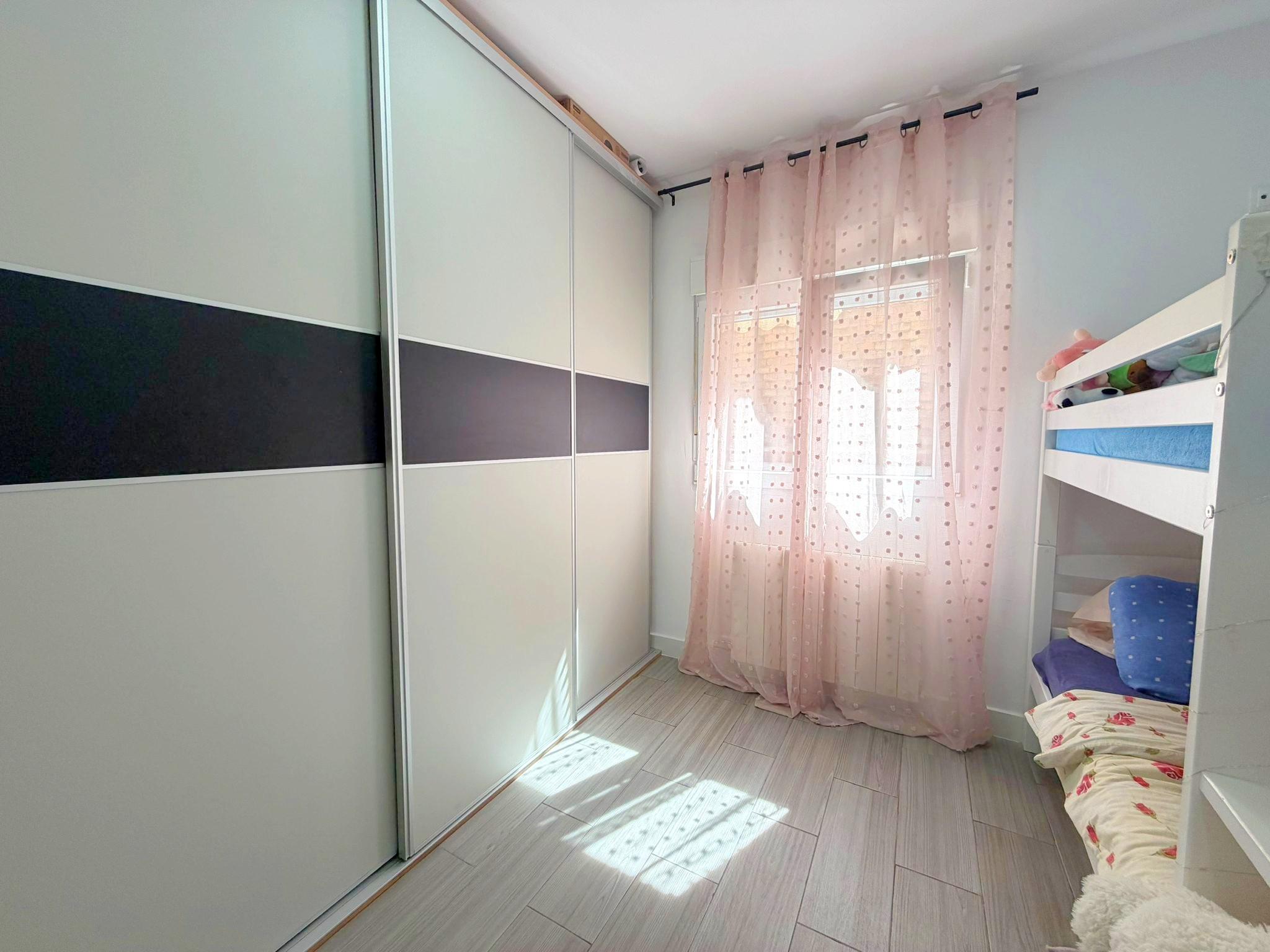 Imagen 22 Piso en venta en Hospitalet De Llobregat L´ / Junto Metro L1 Santa Eulalia
