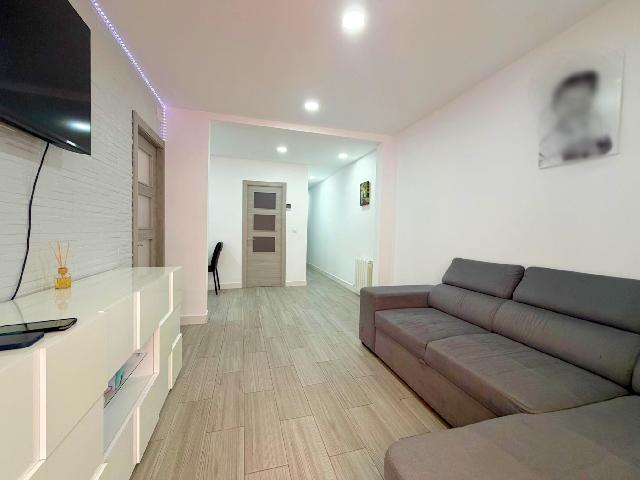 Imagen 8 Inmueble 303313 - Piso en venta en Hospitalet De Llobregat (L´) / Junto Metro L1 Santa Eulalia