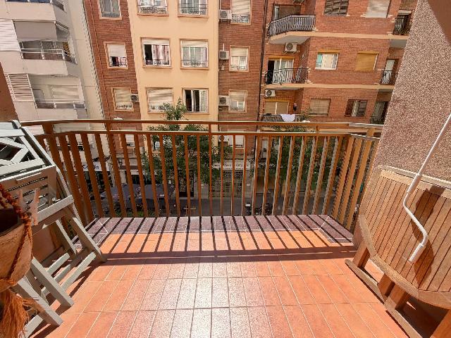 Imagen 2 Inmueble 303481 - Piso en venta en Hospitalet De Llobregat (L´) / Junto Mercado Santa Eulalia
