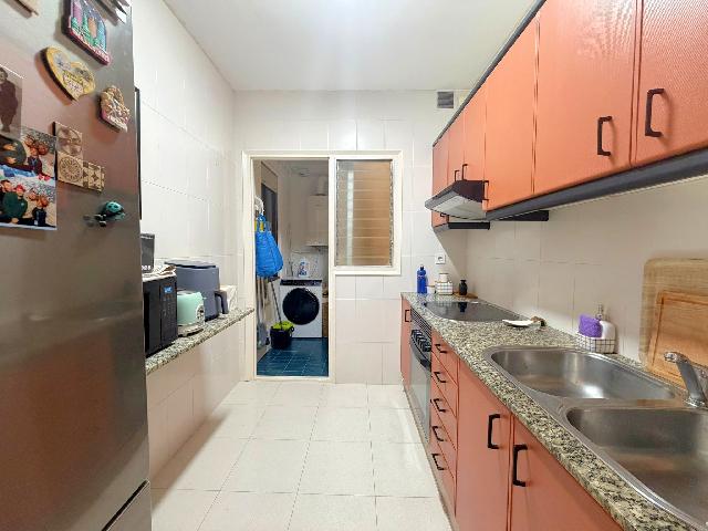 Imagen 3 Inmueble 303481 - Piso en venta en Hospitalet De Llobregat (L´) / Junto Mercado Santa Eulalia