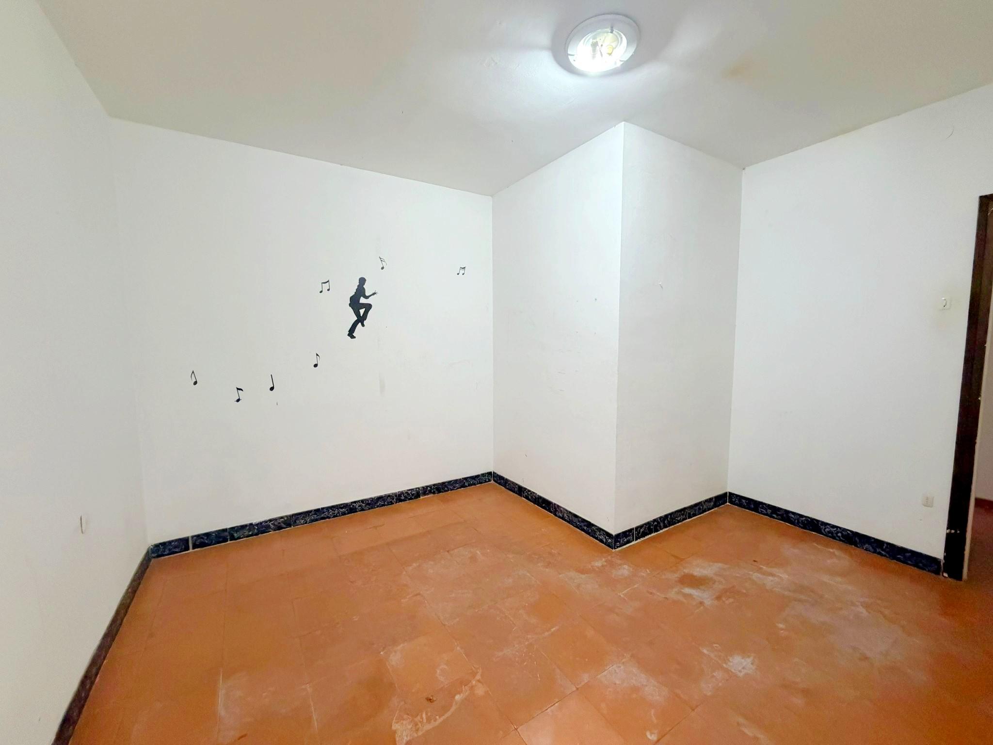 Imagen 5 Piso en venta en Hospitalet De Llobregat L´ / Junto Mercado Santa Eulalia