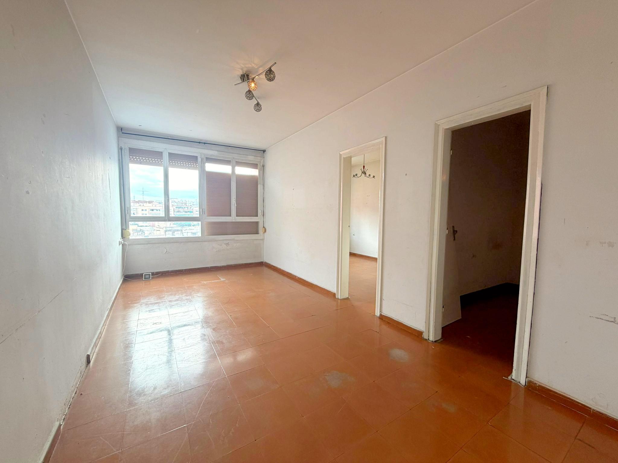 Imagen 6 Piso en venta en Hospitalet De Llobregat L´ / Junto Mercado Santa Eulalia