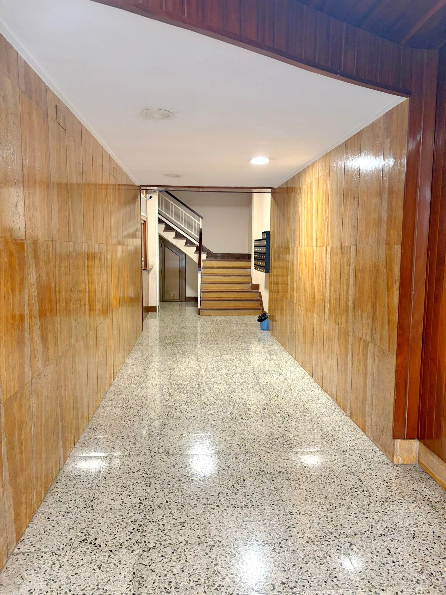 Imagen 32 Piso en venta en Hospitalet De Llobregat L´ / Junto Mercado Santa Eulalia