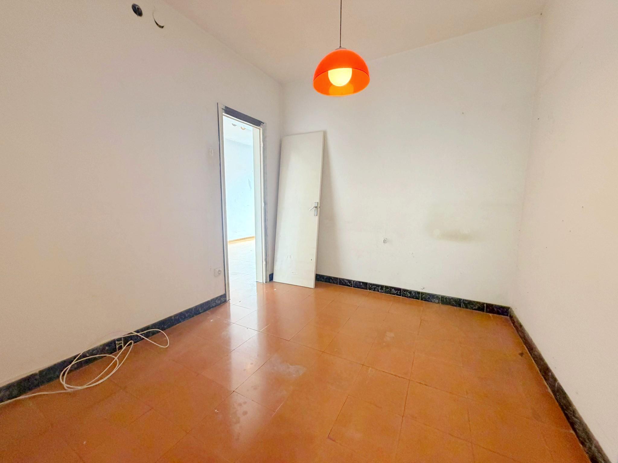 Imagen 24 Piso en venta en Hospitalet De Llobregat L´ / Junto Mercado Santa Eulalia
