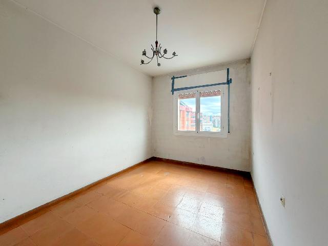 Imagen 14 Inmueble 303720 - Piso en venta en Hospitalet De Llobregat (L´) / Junto Mercado Santa Eulalia