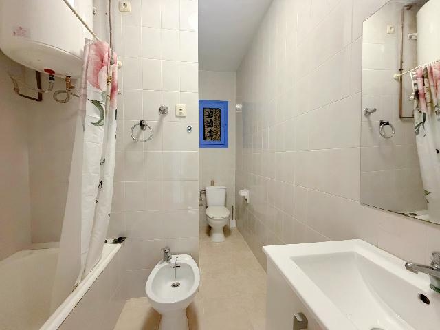 Imagen 3 Inmueble 303720 - Piso en venta en Hospitalet De Llobregat (L´) / Junto Mercado Santa Eulalia