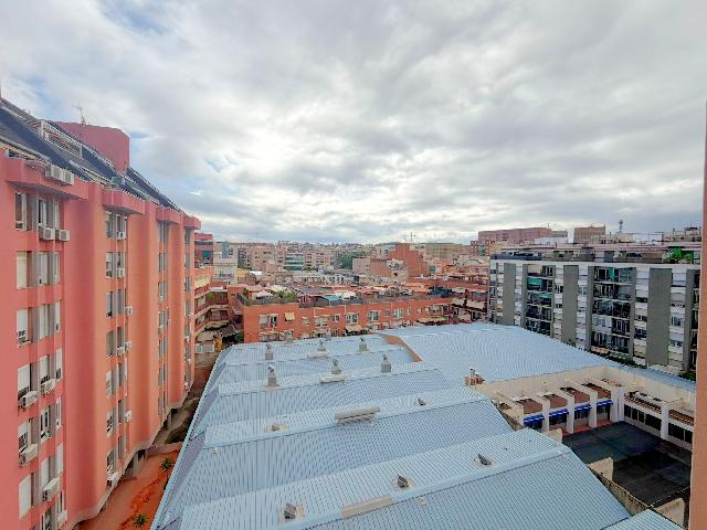 Imagen 8 Inmueble 303720 - Piso en venta en Hospitalet De Llobregat (L´) / Junto Mercado Santa Eulalia