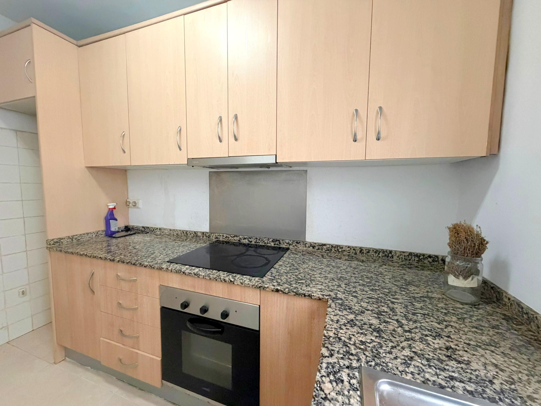 Imagen 10 Piso en venta en Hospitalet De Llobregat L´ / Junto Mercado Santa Eulalia