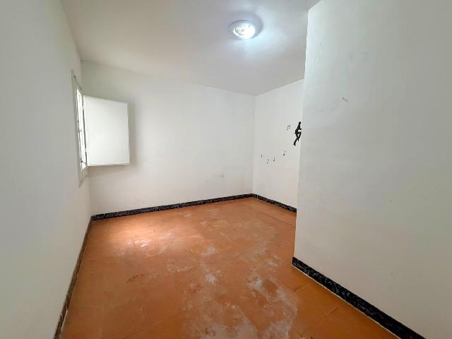 Imagen 15 Inmueble 303720 - Piso en venta en Hospitalet De Llobregat (L´) / Junto Mercado Santa Eulalia