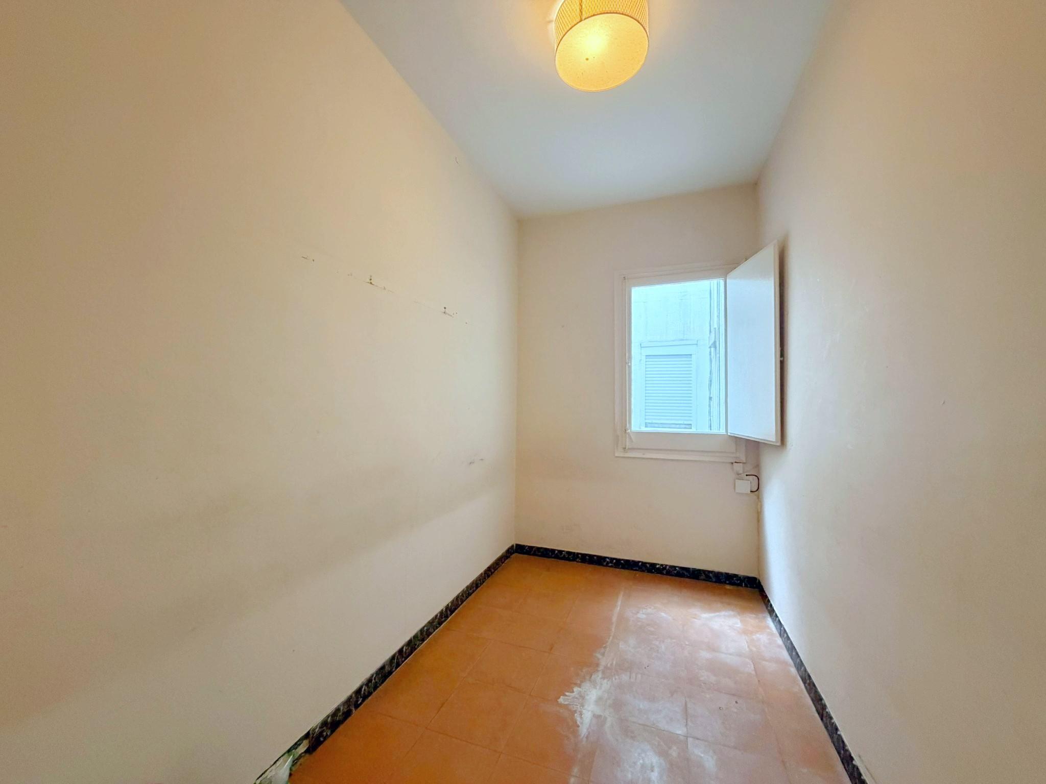 Imagen 18 Piso en venta en Hospitalet De Llobregat L´ / Junto Mercado Santa Eulalia