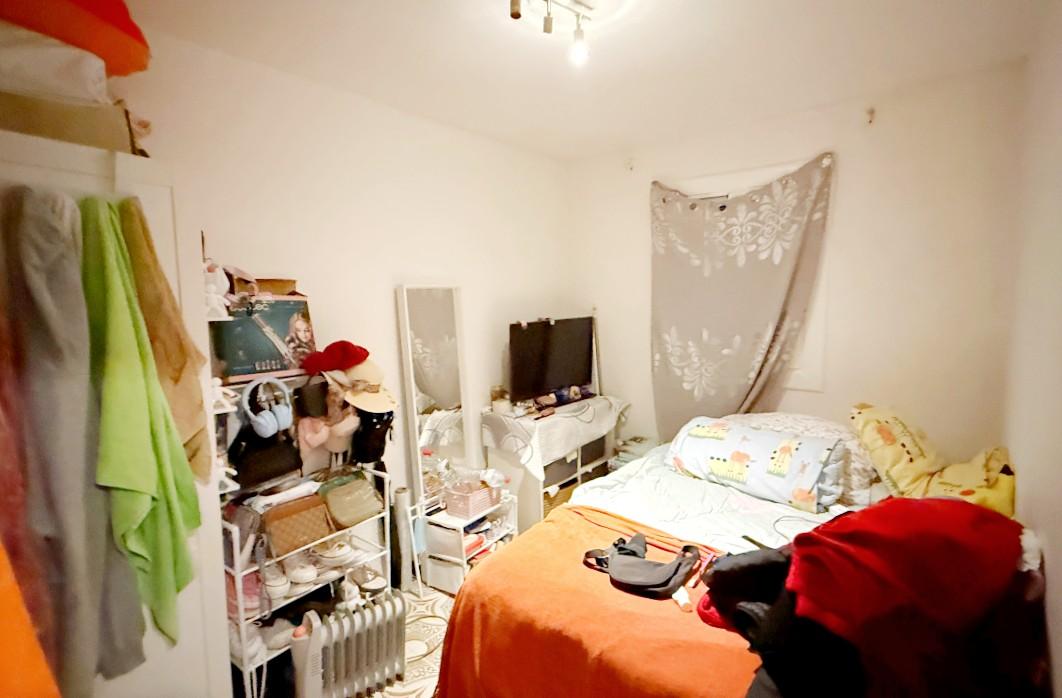 Imagen 2 Piso en venta en Hospitalet De Llobregat L´ / Junto Ingeniero Moncunill
