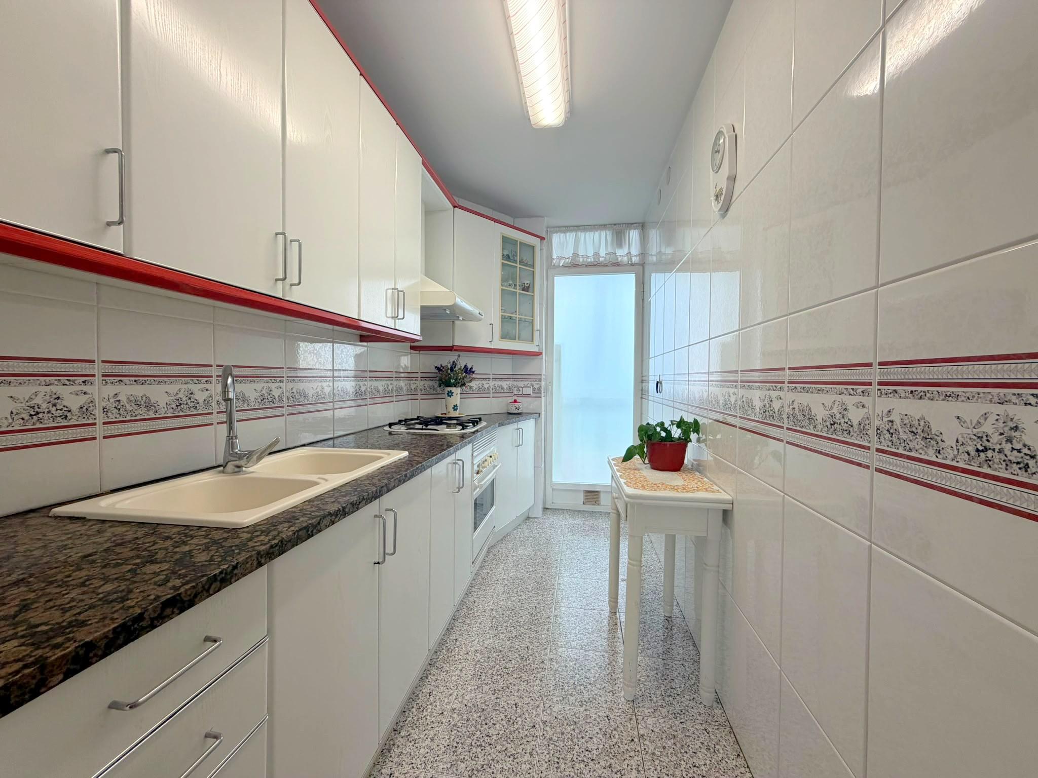 Imagen 4 Ático en venta en Hospitalet De Llobregat L´ / Calle Santa Eulàlia / Jacint Verdaguer