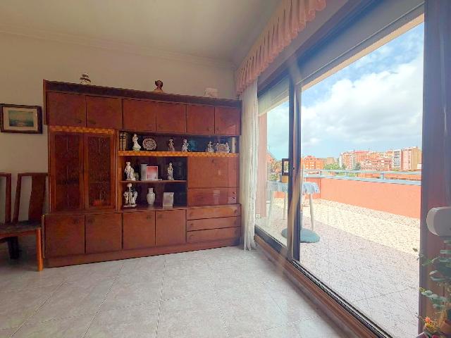 Imagen 12 Inmueble 304566 - Ático en venta en Hospitalet De Llobregat (L´) / Calle Santa Eulàlia / Jacint Verdaguer