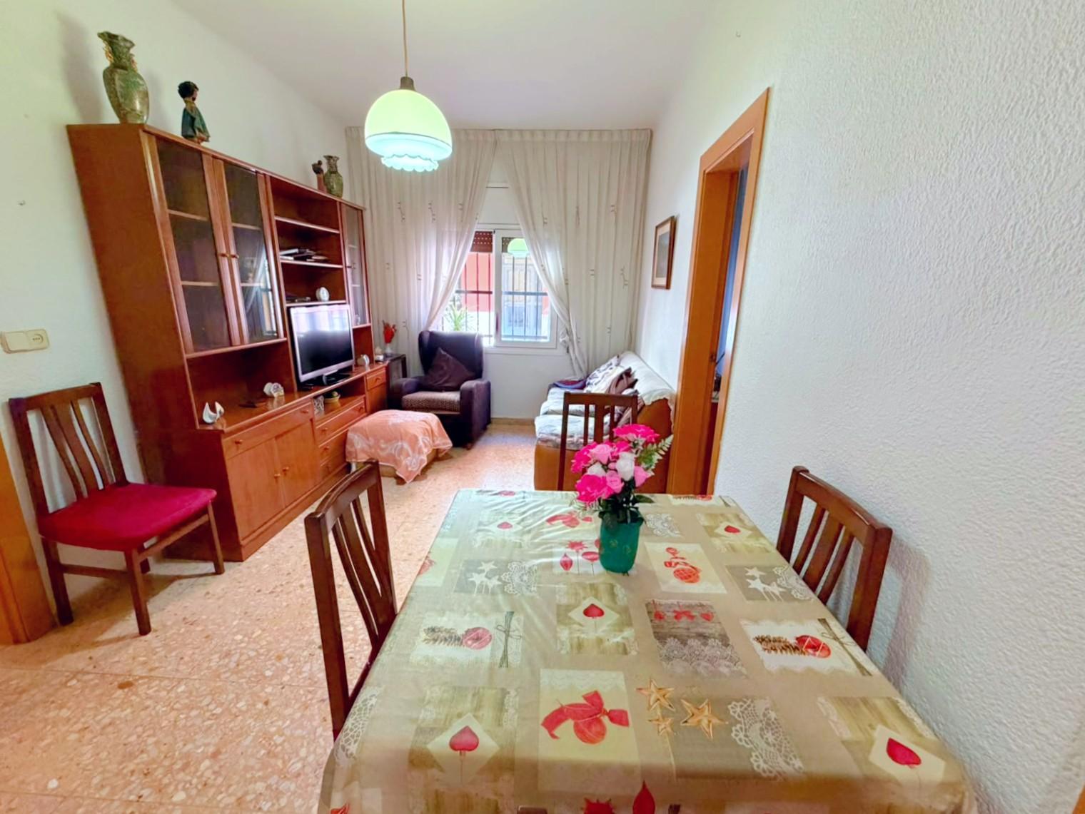 Imagen 1 Planta Baja en venta en Prat De Llobregat El / Junto Avda. Verge de Montserrat