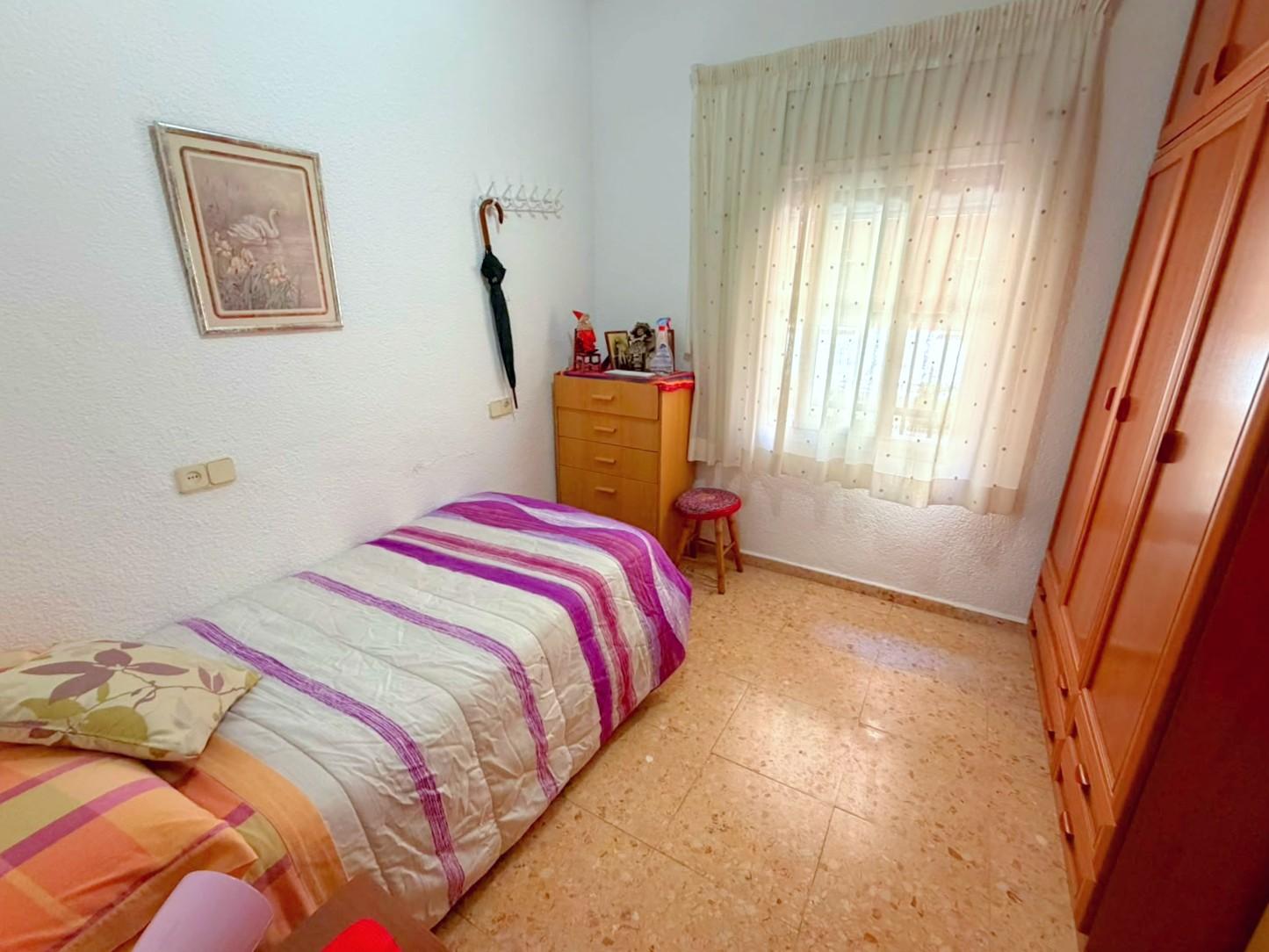 Imagen 5 Planta Baja en venta en Prat De Llobregat El / Junto Avda. Verge de Montserrat