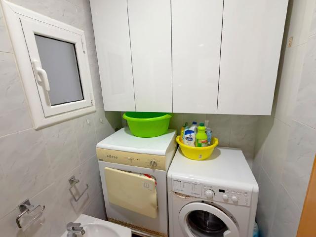 Imagen 13 Inmueble 304665 - Planta Baja en venta en Prat De Llobregat (El) / Junto Avda. Verge de Montserrat