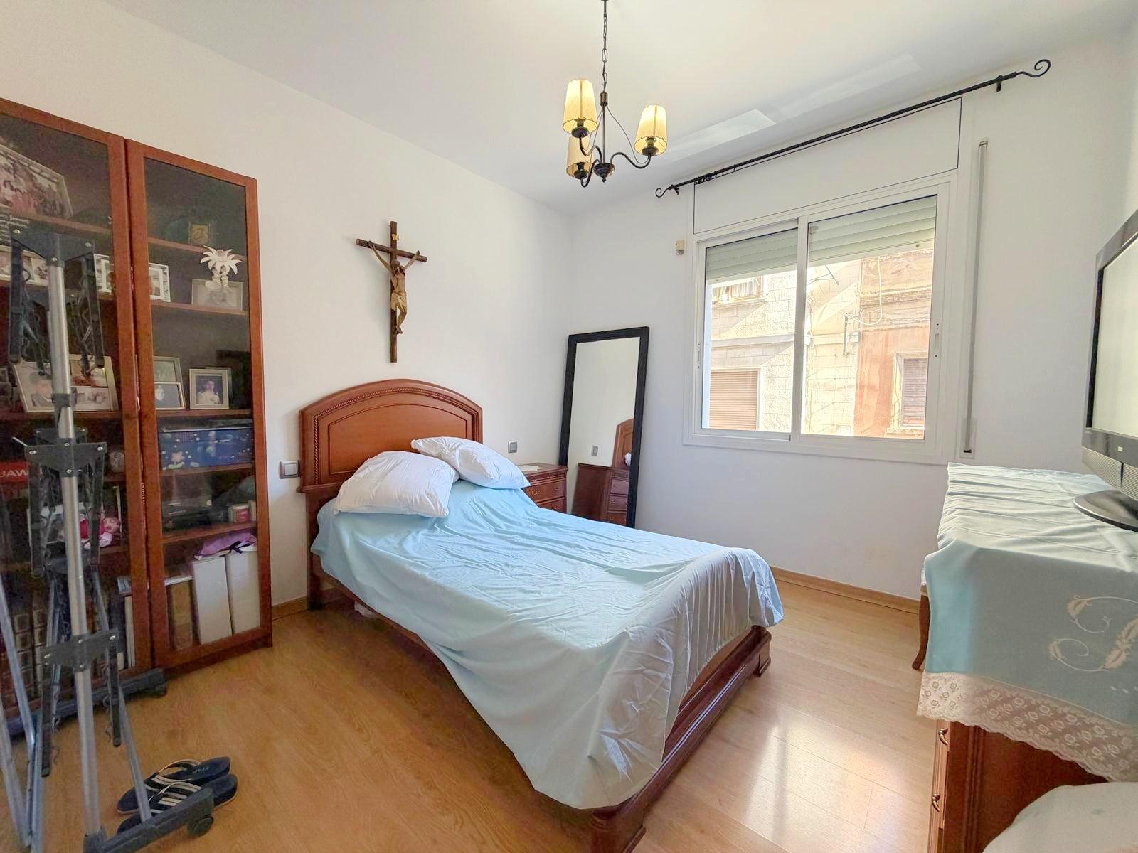 Imagen 19 Piso en venta en Hospitalet De Llobregat L´ / Junto Mercado Collblanc