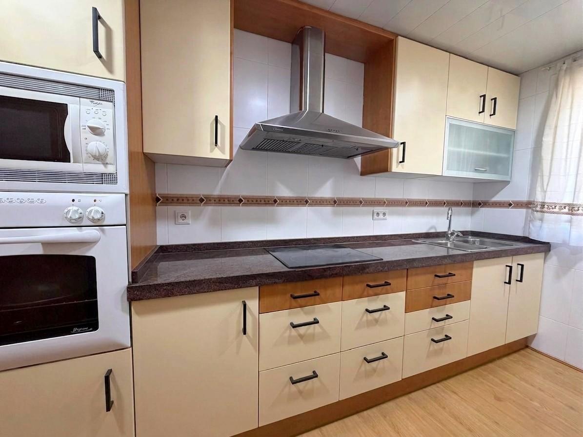 Imagen 9 Piso en venta en Hospitalet De Llobregat L´ / Junto Mercado Collblanc