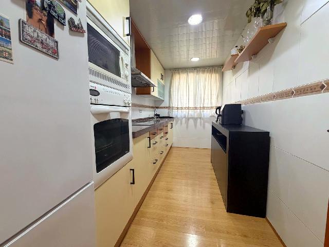 Imagen 10 Inmueble 305910 - Piso en venta en Hospitalet De Llobregat (L´) / Junto Mercado Collblanc