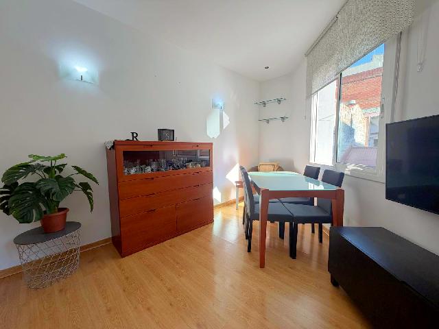 Imagen 7 Inmueble 305910 - Piso en venta en Hospitalet De Llobregat (L´) / Junto Mercado Collblanc