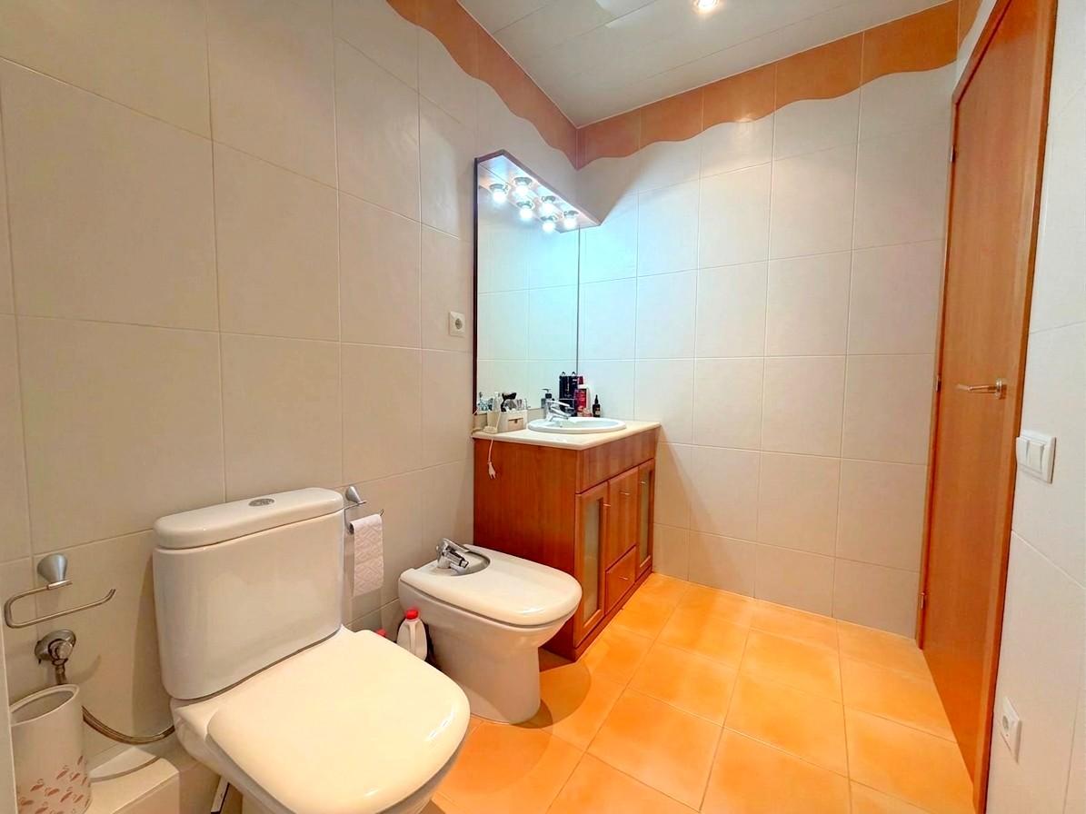 Imagen 12 Piso en venta en Hospitalet De Llobregat L´ / Junto Mercado Collblanc
