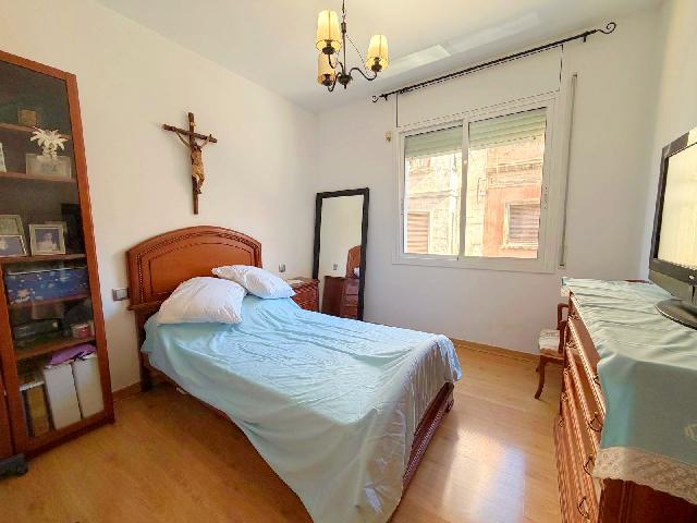 Imagen 21 Inmueble 305910 - Piso en venta en Hospitalet De Llobregat (L´) / Junto Mercado Collblanc