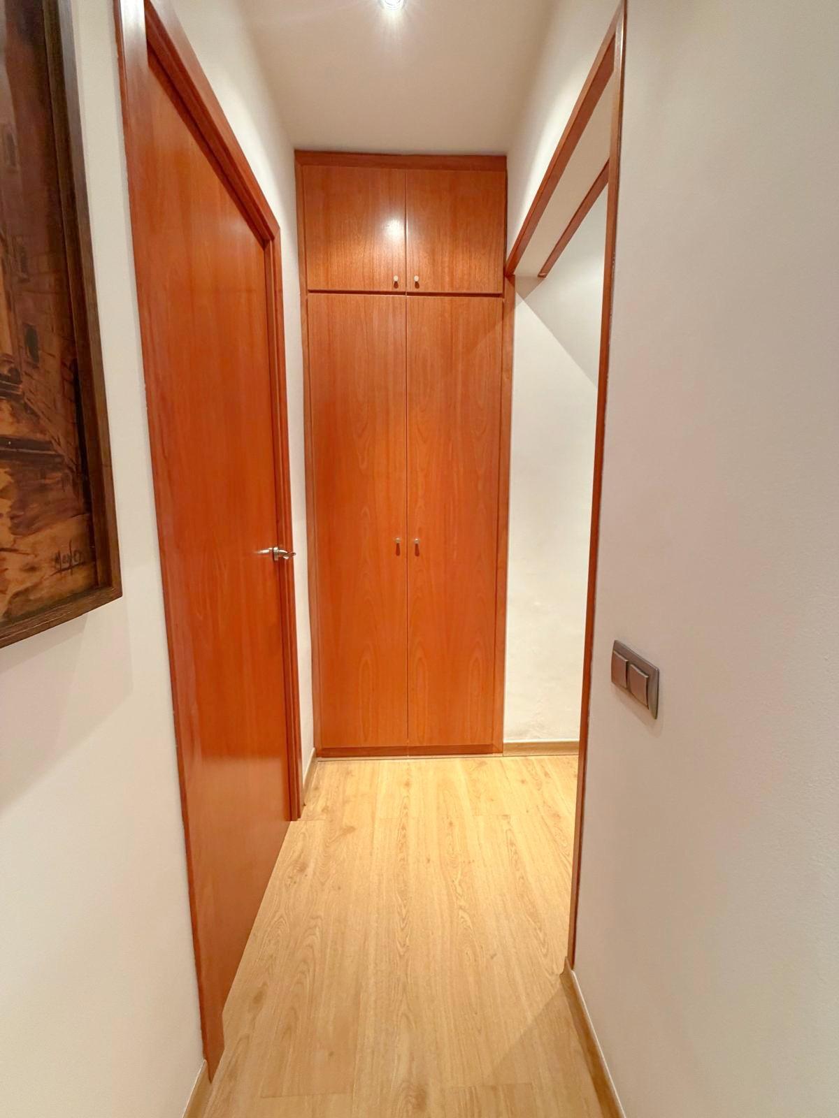 Imagen 24 Piso en venta en Hospitalet De Llobregat L´ / Junto Mercado Collblanc