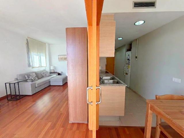 Imagen 16 Inmueble 305921 - Piso en venta en Hospitalet De Llobregat (L´) / Junto C/ Santa Eulalia