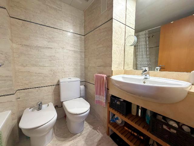 Imagen 4 Inmueble 305921 - Piso en venta en Hospitalet De Llobregat (L´) / Junto C/ Santa Eulalia