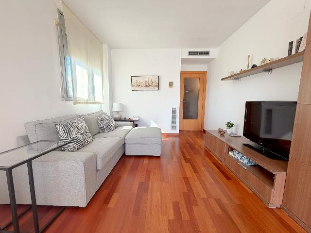 Imagen 7 Inmueble 305921 - Piso en venta en Hospitalet De Llobregat (L´) / Junto C/ Santa Eulalia