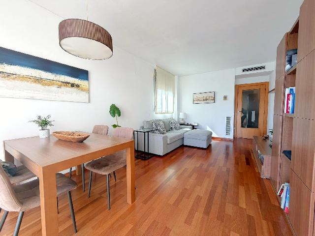 Imagen 14 Inmueble 305921 - Piso en venta en Hospitalet De Llobregat (L´) / Junto C/ Santa Eulalia