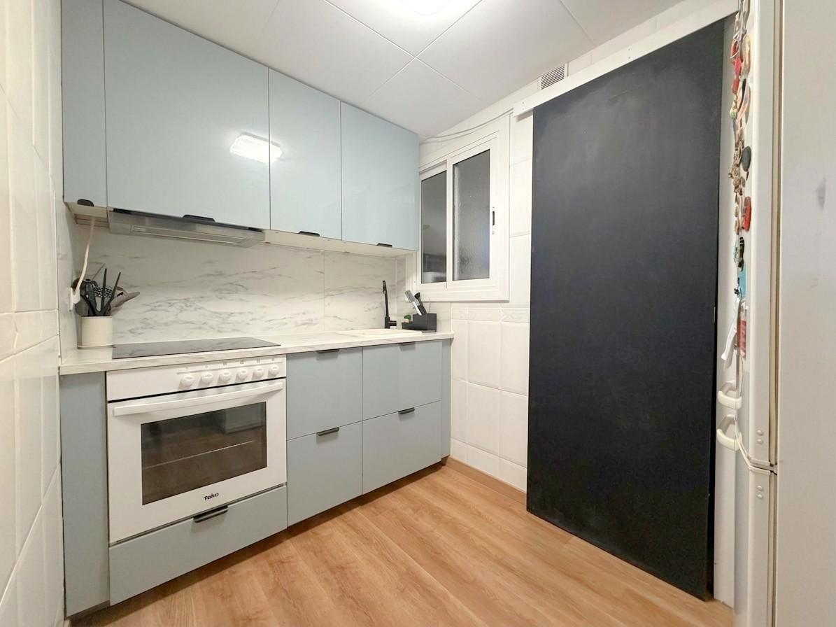 Imagen 12 Piso en venta en Hospitalet De Llobregat L´ / Junto metro La Torrassa