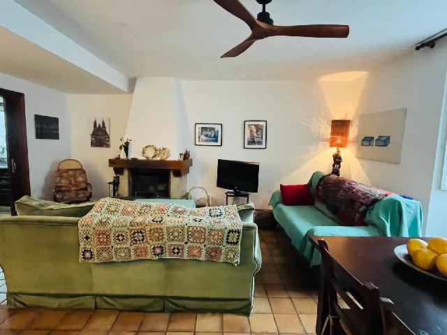 Imagen 4 Inmueble 302180 - Casa en venta en Vilanova De Arousa / Cerca de la gasolinera