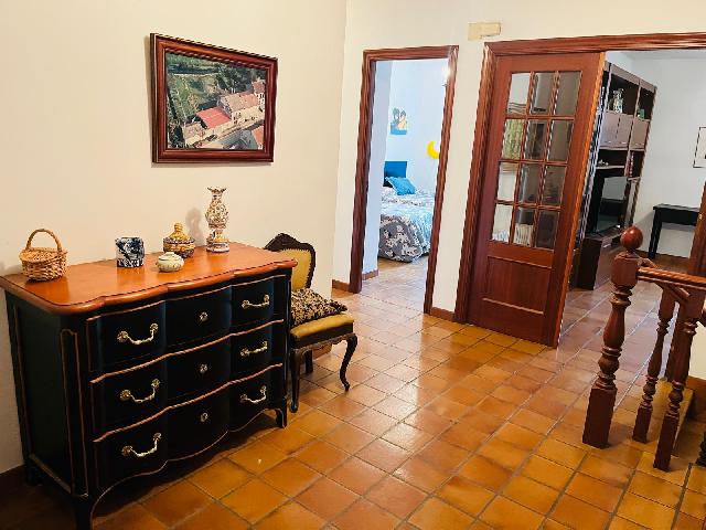 Imagen 1 Inmueble 302180 - Casa en venta en Vilanova De Arousa / Cerca de la gasolinera