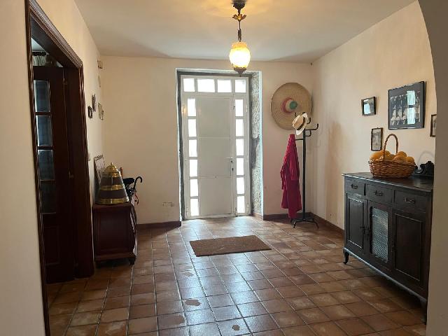 Imagen 2 Inmueble 302180 - Casa en venta en Vilanova De Arousa / Cerca de la gasolinera