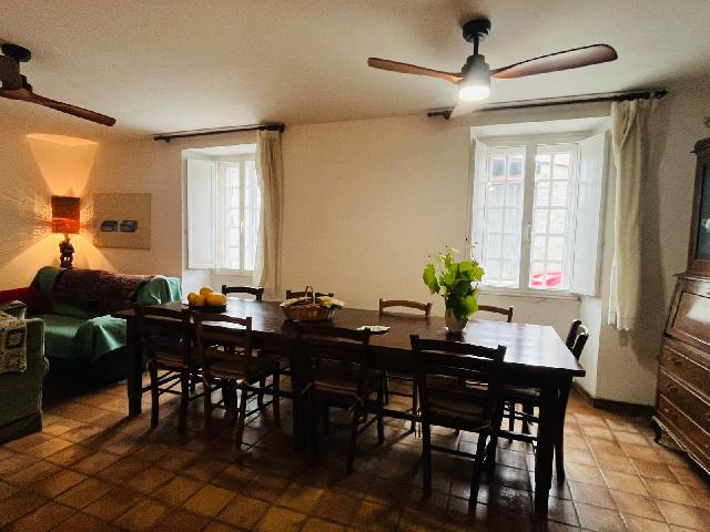 Imagen 3 Inmueble 302180 - Casa en venta en Vilanova De Arousa / Cerca de la gasolinera